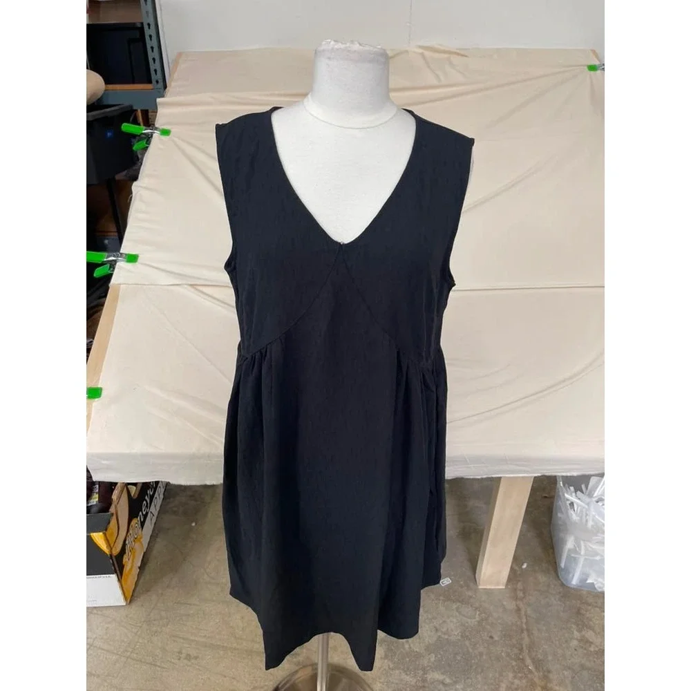 Unbranded Womens Black Textured V-Neck Sleeveless Empire Waist Shift Dress Large